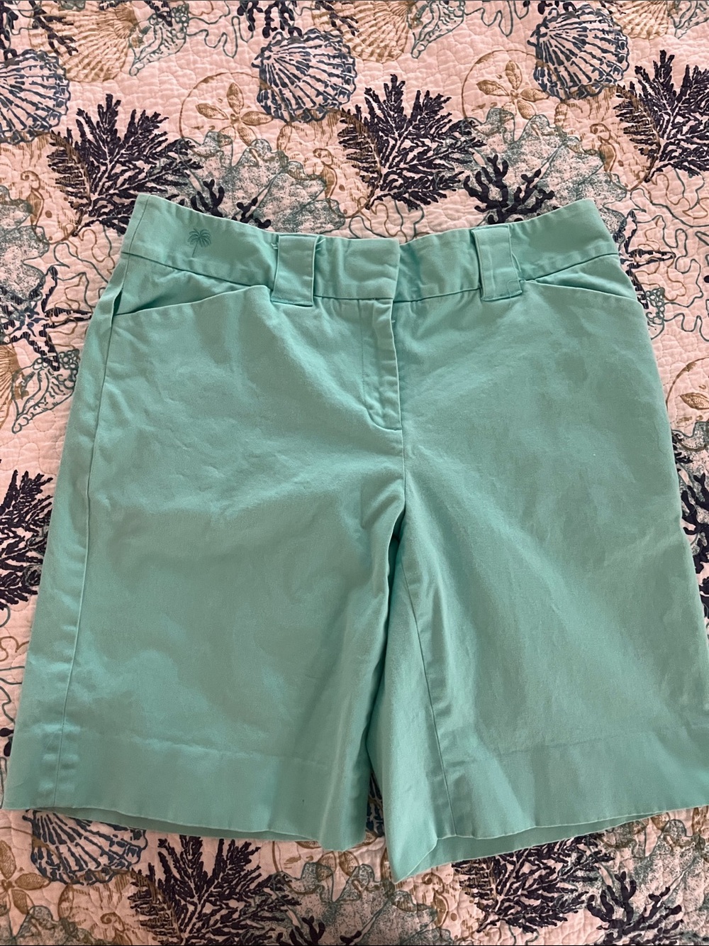 Lilly Pulitzer Size 6 Seafoam Green Bermuda Shorts